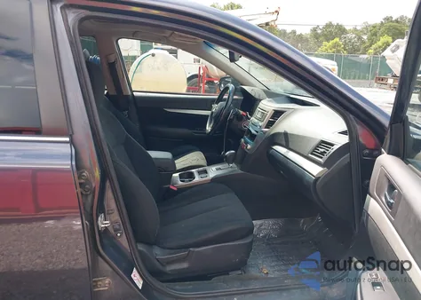 2013 Subaru Outback 2.5I Premium from USA, damaged, VIN 4S4BRBGCXD3207022